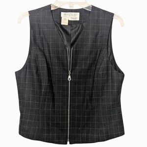 Y2K 90's Austin Reed Womens Vintage Worsted Wool Plaid Vest With Zipper Closure